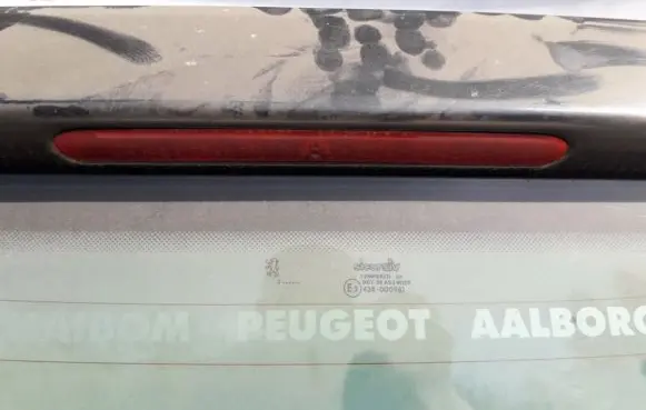 Peugeot 206 Third/center stoplight