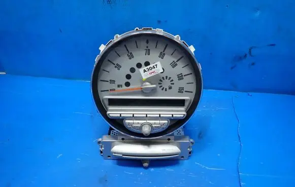 Mini One - Cooper Coupe R56 Speedometer (instrument cluster) 9136196