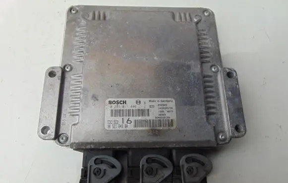 Peugeot 406 Engine control unit/module 0281011446 9652184380
