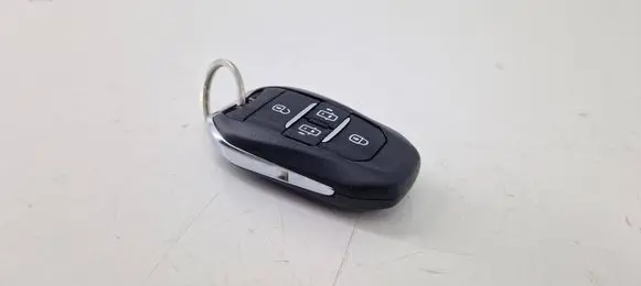 Peugeot Expert Ignition key/card E1092402