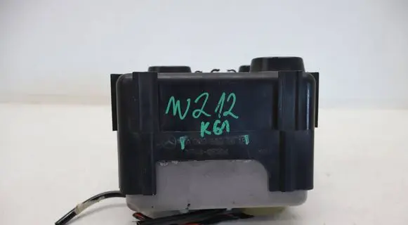 Mercedes-Benz E W212 Central locking vacuum pump A5998200010
