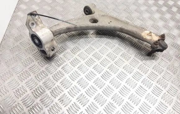 Volkswagen PASSAT B6 Front lower control arm/wishbone 3C0407153B