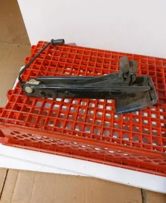 Volkswagen Sharan Lift Jack 7M0011031E 95VW17080BC