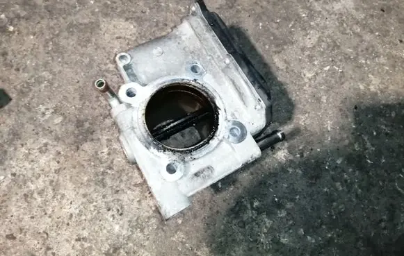 Mazda 6 Throttle valve R2AA136B0