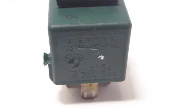 BMW 5 E34 Other relay 8350566 V23134K52X166