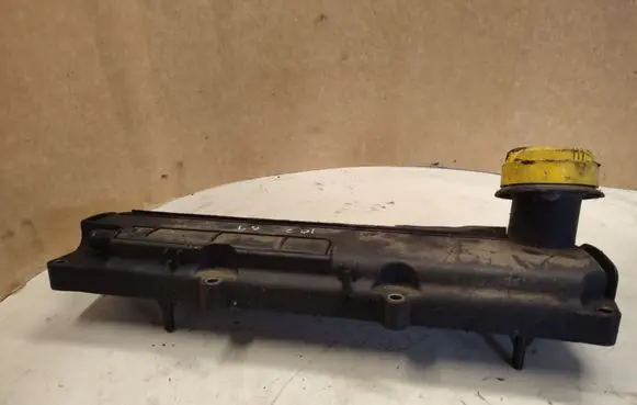 Renault Master II Rocker cam cover 8200379908
