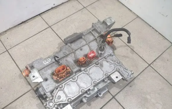 Nissan Leaf I (ZE0) Voltage converter inverter 292C03NA0B