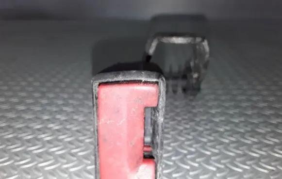 BMW 7 E65 E66 Rear seatbelt buckle