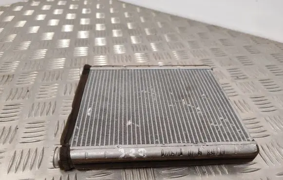Toyota Avensis T250 Heater blower radiator