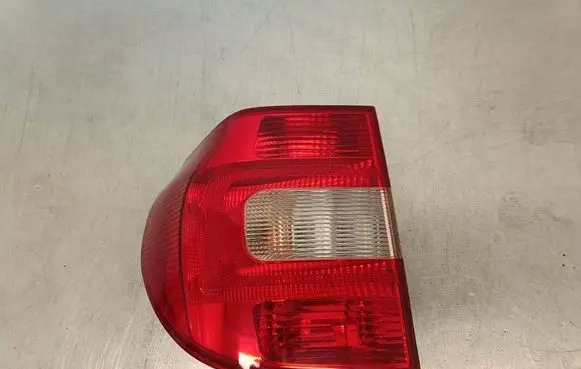 Skoda Yeti (5L) Rear/tail lights 5L0945111 YPSXX13405A 5L0945095