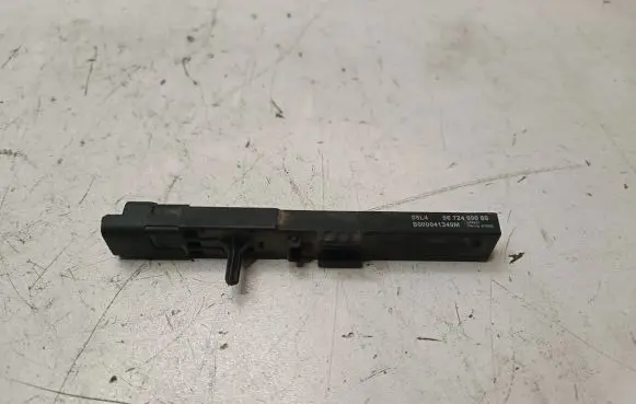 Citroen DS5 Keyless system antenna 9672409080 S000041349M