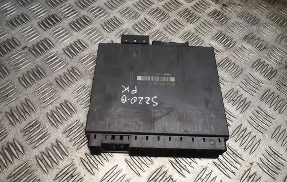 Mercedes-Benz S W220 Seat control module A2208206826 2208206826