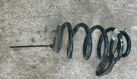 BMW X1 F48 F49 Rear coil spring 33536872297 6872297