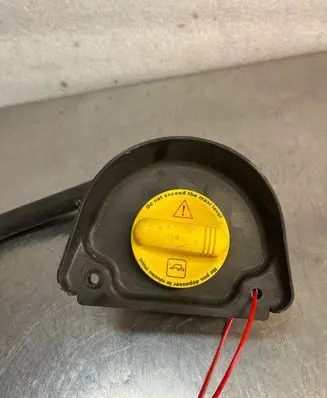 Renault Trafic III (X82) Oil filler cap 