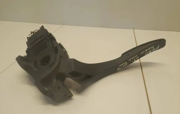 Ford Mondeo MK IV Accelerator throttle pedal 6G929F836SC 0810200 6PV00922015