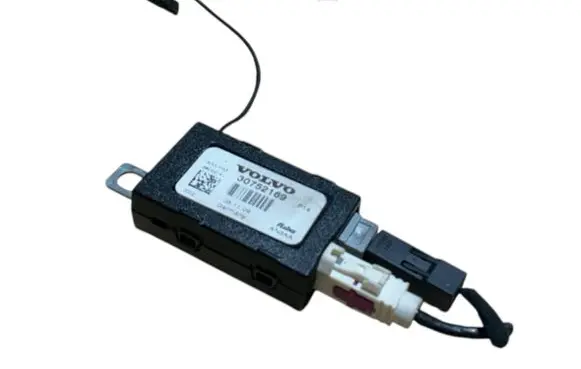Volvo C30 Aerial antenna amplifier 30752169