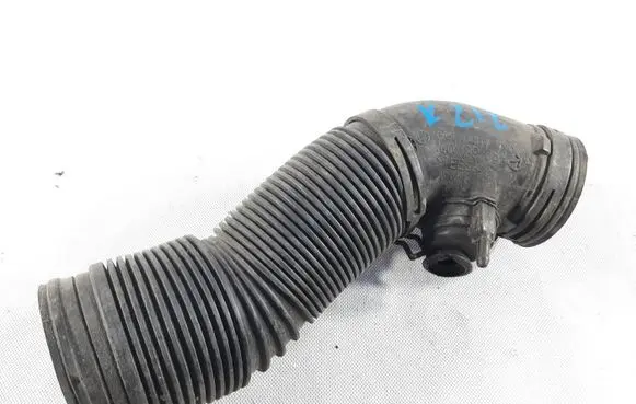 Volkswagen Golf IV Air intake hose/pipe 1J0129684