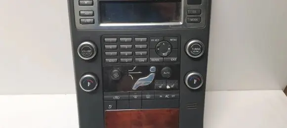 Volvo V70 Climate control unit 1581385 30781449