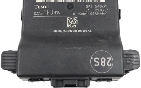 Volkswagen Touran I Gateway control module 1K0907530F 1K0907951