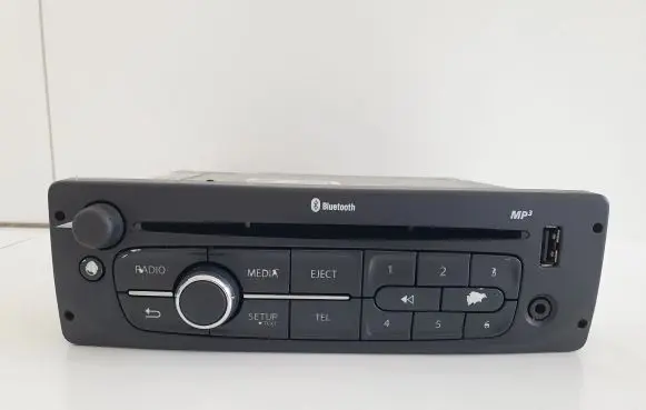 Opel Movano B Radio/CD/DVD/GPS head unit A2C80383800 E210R0311174