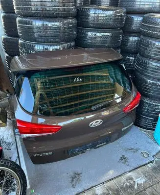 Hyundai Tucson TL Tailgate/trunk/boot lid 