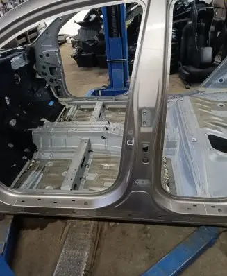Hyundai Tucson TL Pillar (middle) 