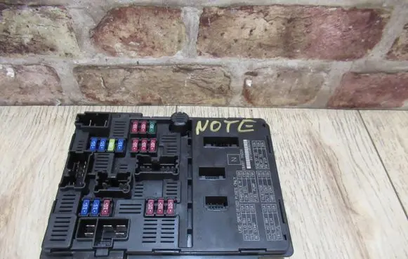Nissan Note (E12) Fuse box set 284B71HZ2ANOTEII