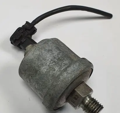 Mercedes-Benz S W126 Oil pressure sensor 0055421817