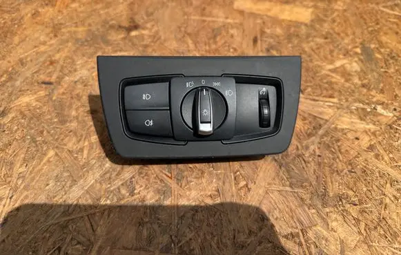 BMW 4 F32 F33 Light switch 9265303 01740365 549648907