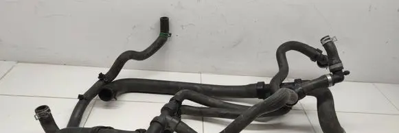 Renault Megane IV Hybrid/electric vehicle battery cooling hoses/tubes 