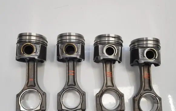 Saab 9-3 Ver2 Piston 
