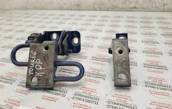 Front door hinge set