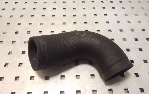 Volvo S70 V70 V70 XC Intercooler hose/pipe 9434450