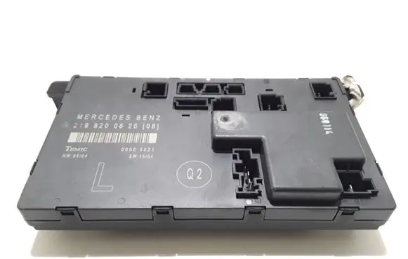Mercedes-Benz CLS C219 Door control unit/module 2198200626