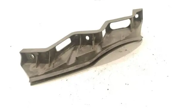 Volkswagen PASSAT B6 Front bumper mounting bracket 3C0807890