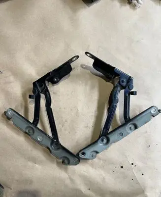 Volvo S80 Tailgate/trunk/boot hinge 033GAA7E