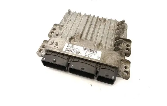 Renault Megane III Engine control unit/module S180067106A 237100033R 237100307R