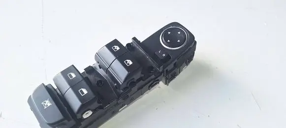KIA Ceed Electric window control switch 93570J7120 1907180000356