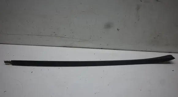 Opel Astra J Windshield trim 13308941
