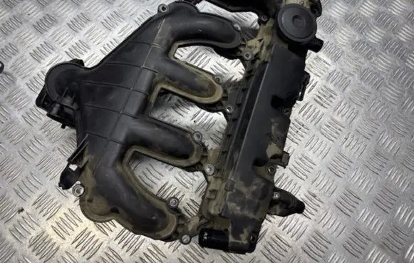Peugeot 407 Intake manifold 9645977980