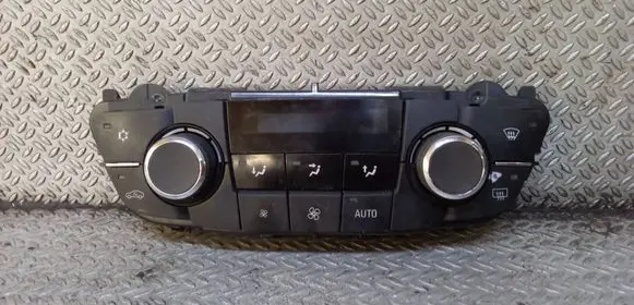 Opel Insignia A Climate control unit 13273097