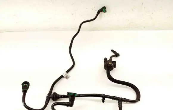 Ford Fiesta Fuel return line/hose C1B19G866AA L1B19C987BC