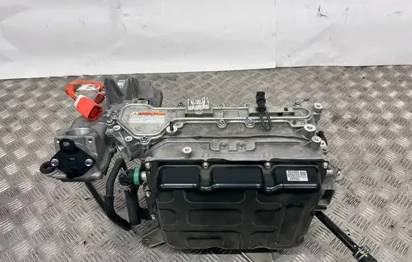 Toyota Mirai Voltage converter inverter G920062010 G9200-62010