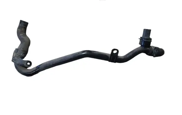 Volkswagen PASSAT B6 Engine coolant pipe/hose 5N0121065