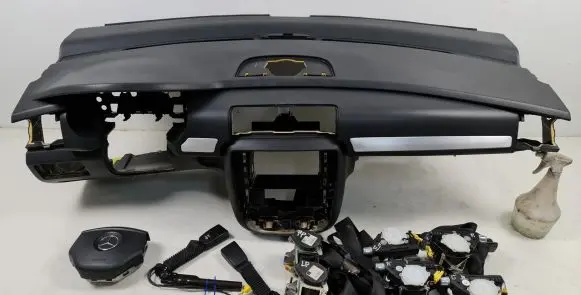 Mercedes-Benz R W251 Dashboard A2516800887