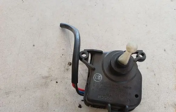 Ford Galaxy Headlight level adjustment motor 7M0941295