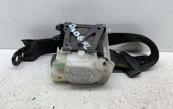 Audi A4 S4 B6 8E 8H Rear seatbelt 6079503 15APR021602