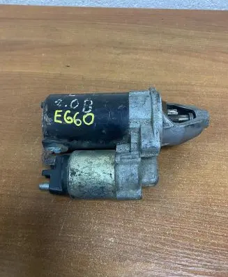 Mercedes-Benz E W211 Starter motor A0051513901