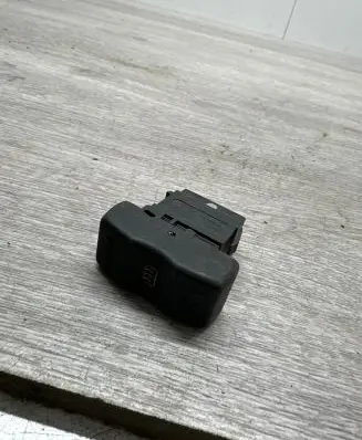 Peugeot 308 Windscreen/window heater switch 399387