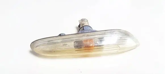 BMW 5 E60 E61 Front fender indicator light 7165741 8382104